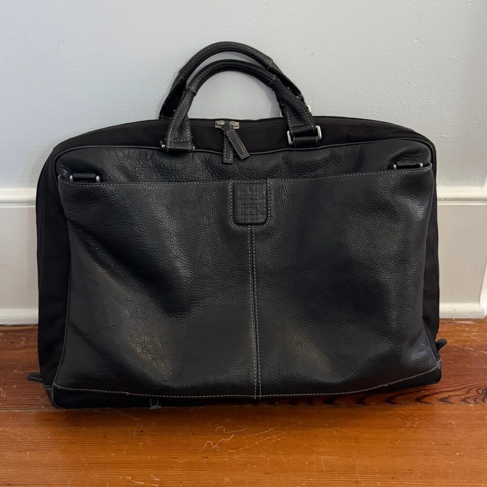 Boconi Zipster Slim Black Leather Briefcase Laptop Messenger Bag Tablet RFID